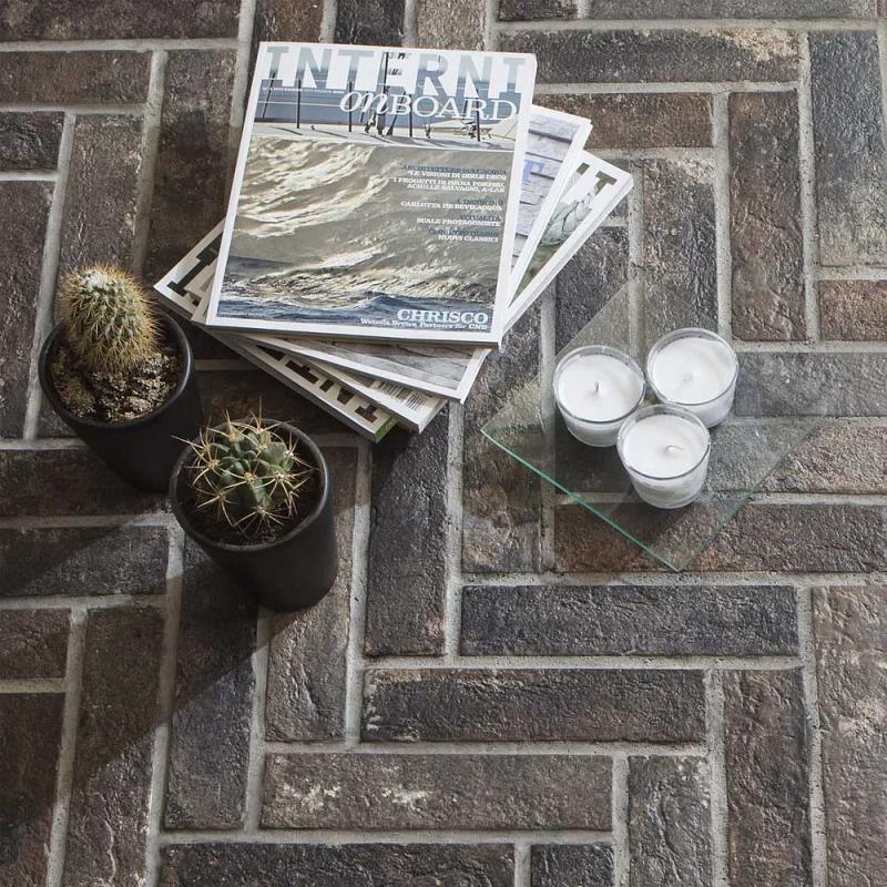 Brick Fischgraet Fliese Rondine Bristol Dark 6 x 25 cm