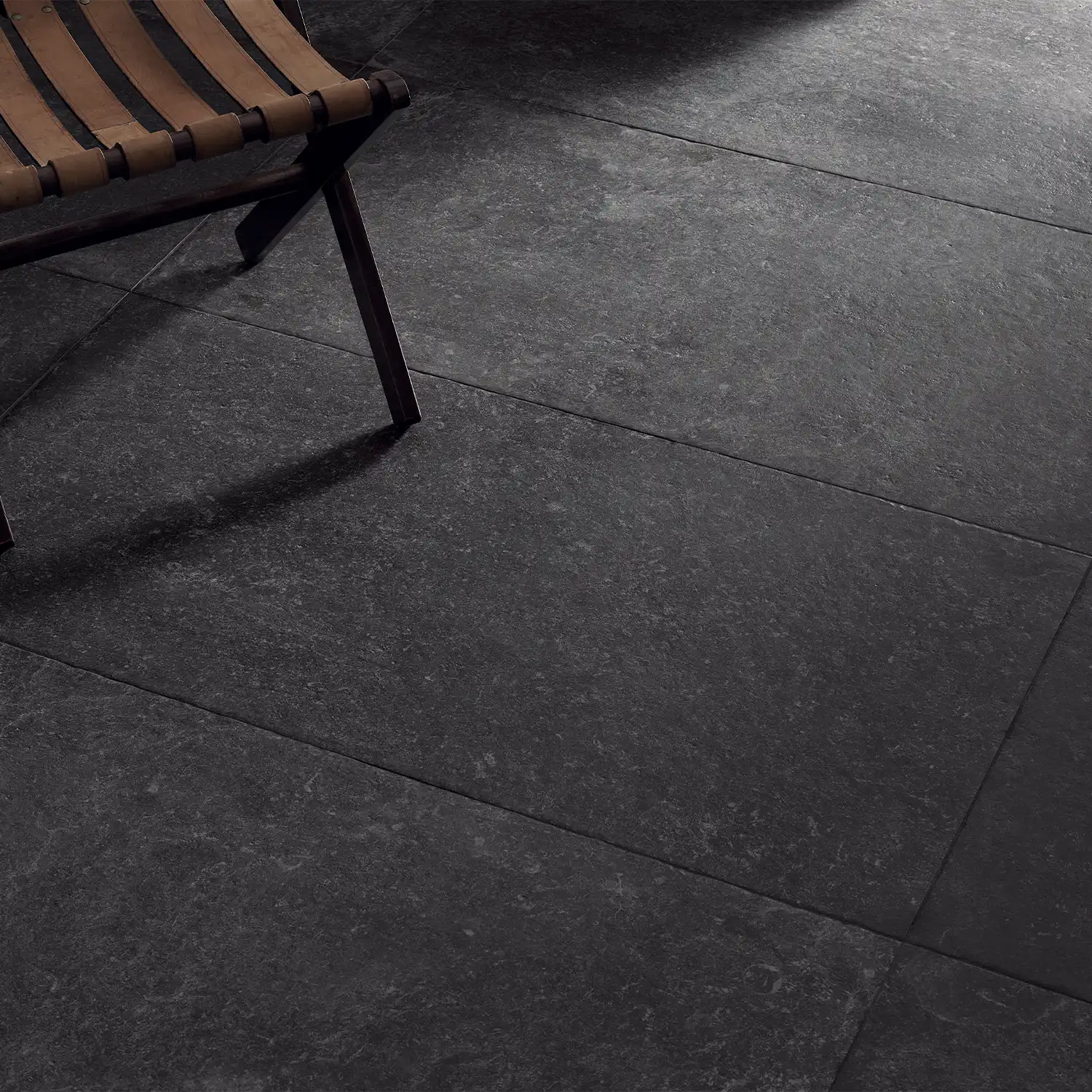 Rustikale Steinoptik Bodenfliese i-stone Dark 60 x 120 cm