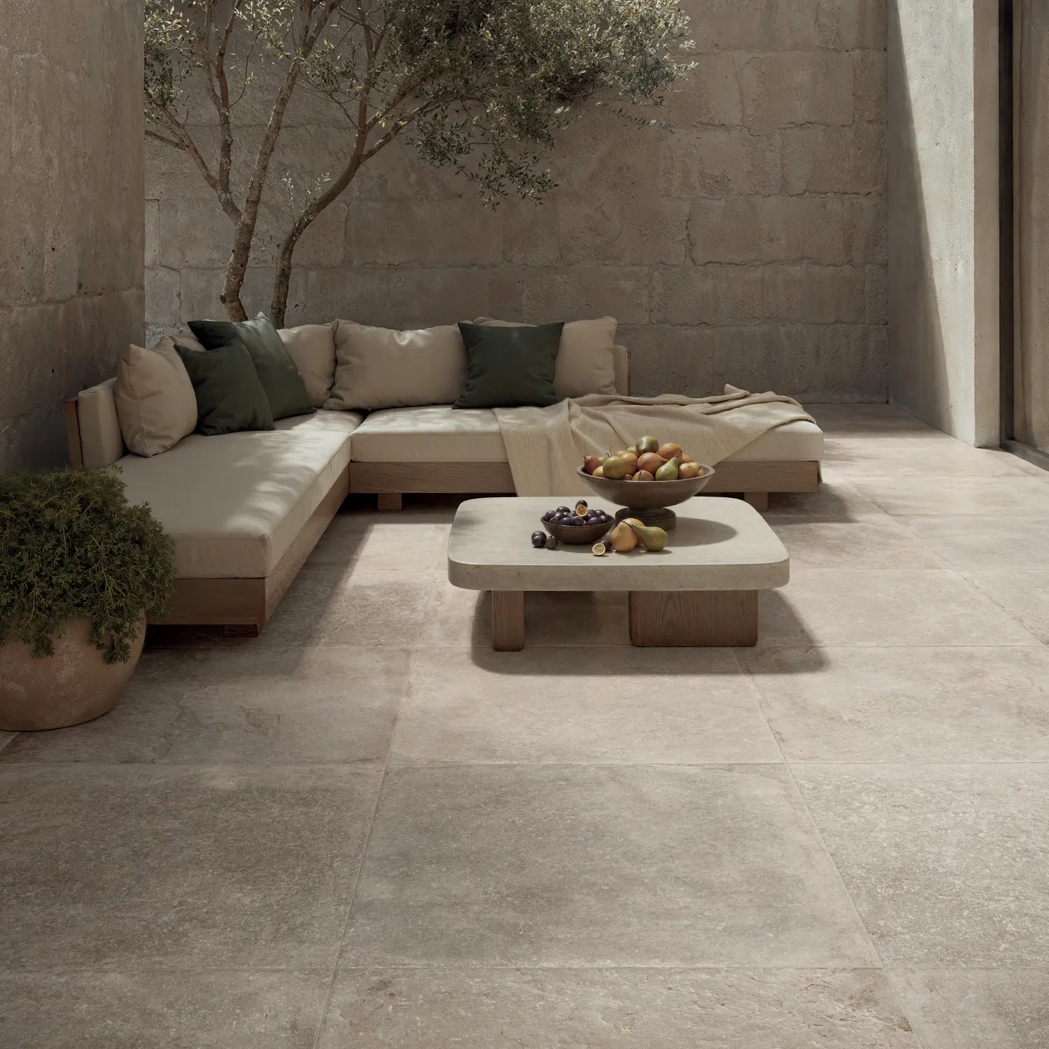 Rustikale Steinoptik Terrassenplatte i-stone Beige 80 x 80cm